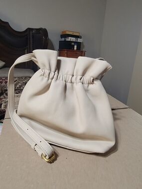 Cream Drawstring Shoulder Bag